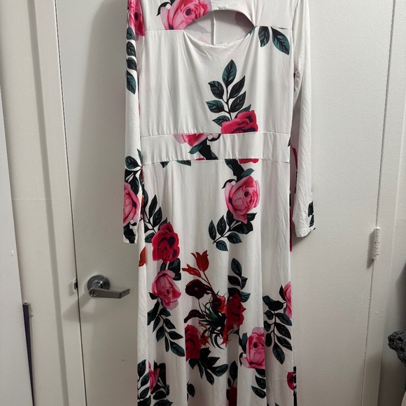Dresses & Skirts - DRESS